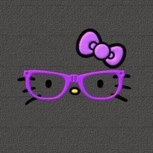 Meet your Posher, Maria fatima